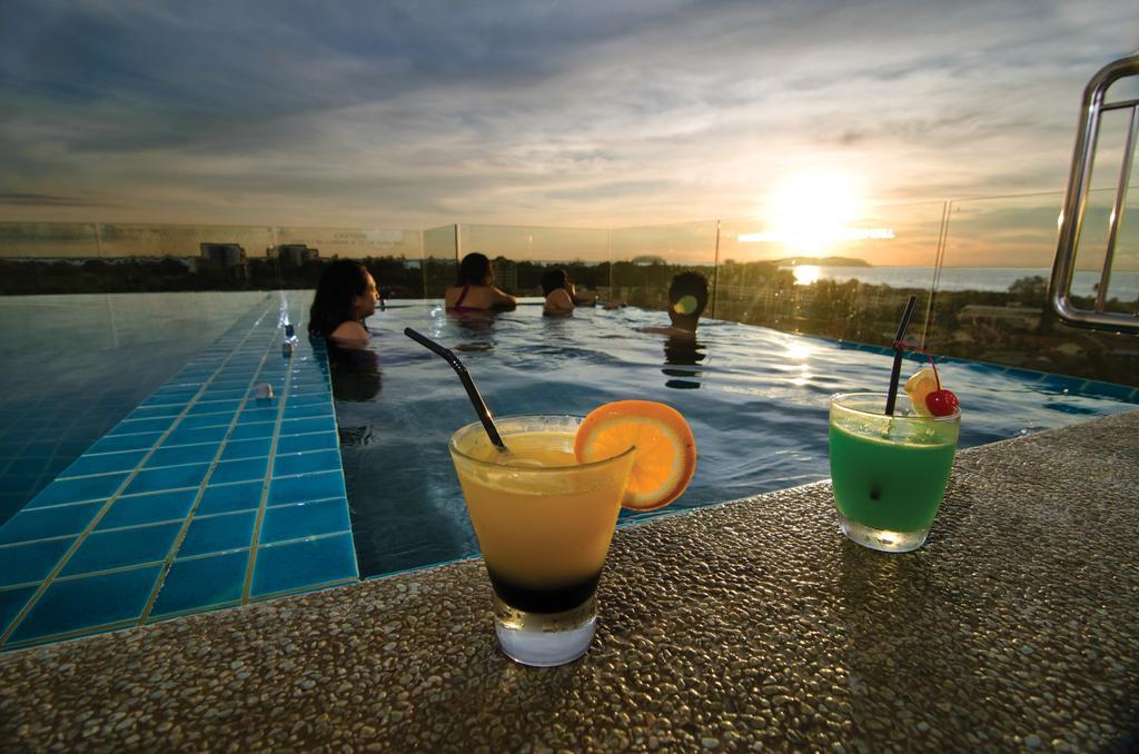 โรงแรมชายา โกตาคินาบาลู ภายนอก รูปภาพ